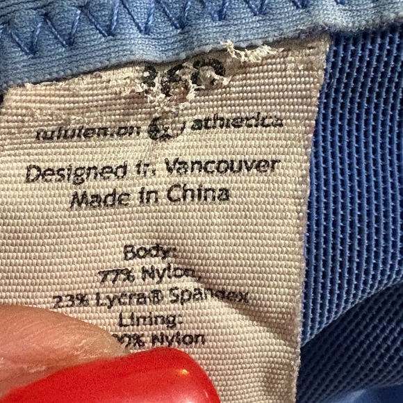 Lululemon Royal Blue Tata Tamer Supportive Bra with Sweetheart Neckline Size 36D - Picture 10 of 10